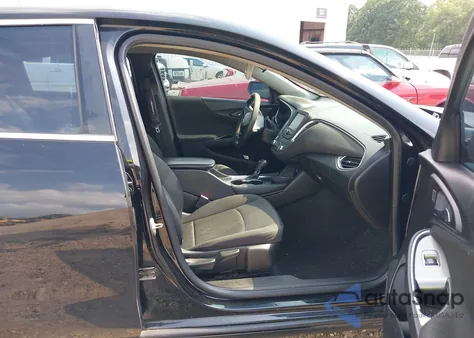 2016 Chevrolet Malibu 1Lt из США, поврежденный, VIN 1G1ZE5ST2GF294451